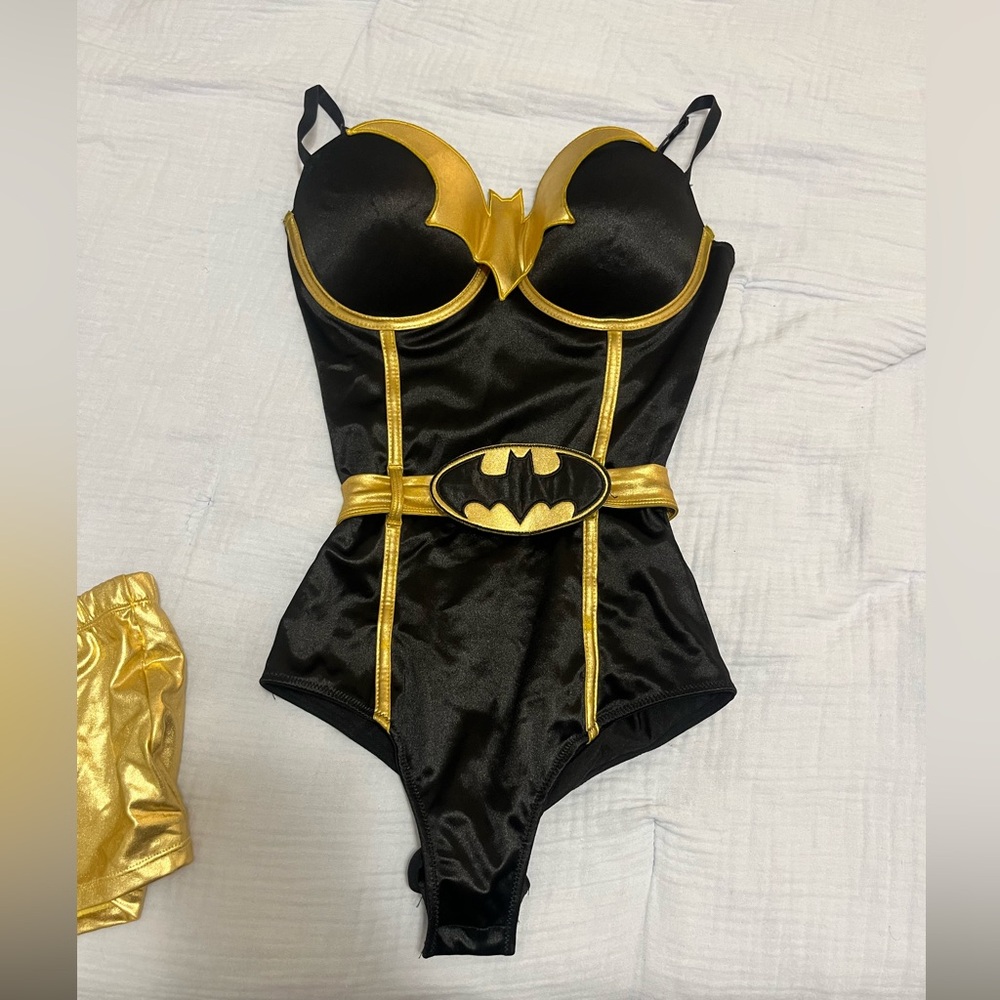 Batwoman costume worn once